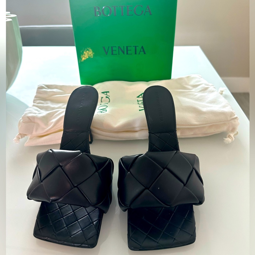 BV Lido sandal maxi tubolare intreccio lagoon Black